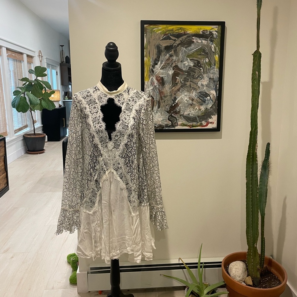 Free people White and Black Lace Layered Short Dress/tunic shirt